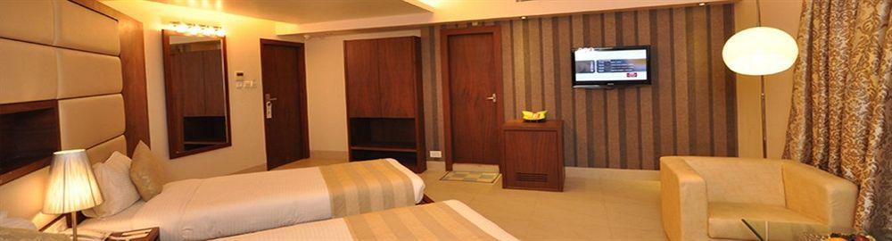 Kempton Hotel Kalküta Dış mekan fotoğraf
