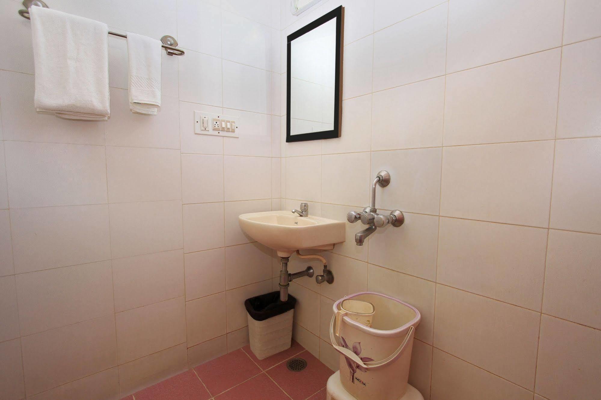 Kempton Hotel Kalküta Dış mekan fotoğraf