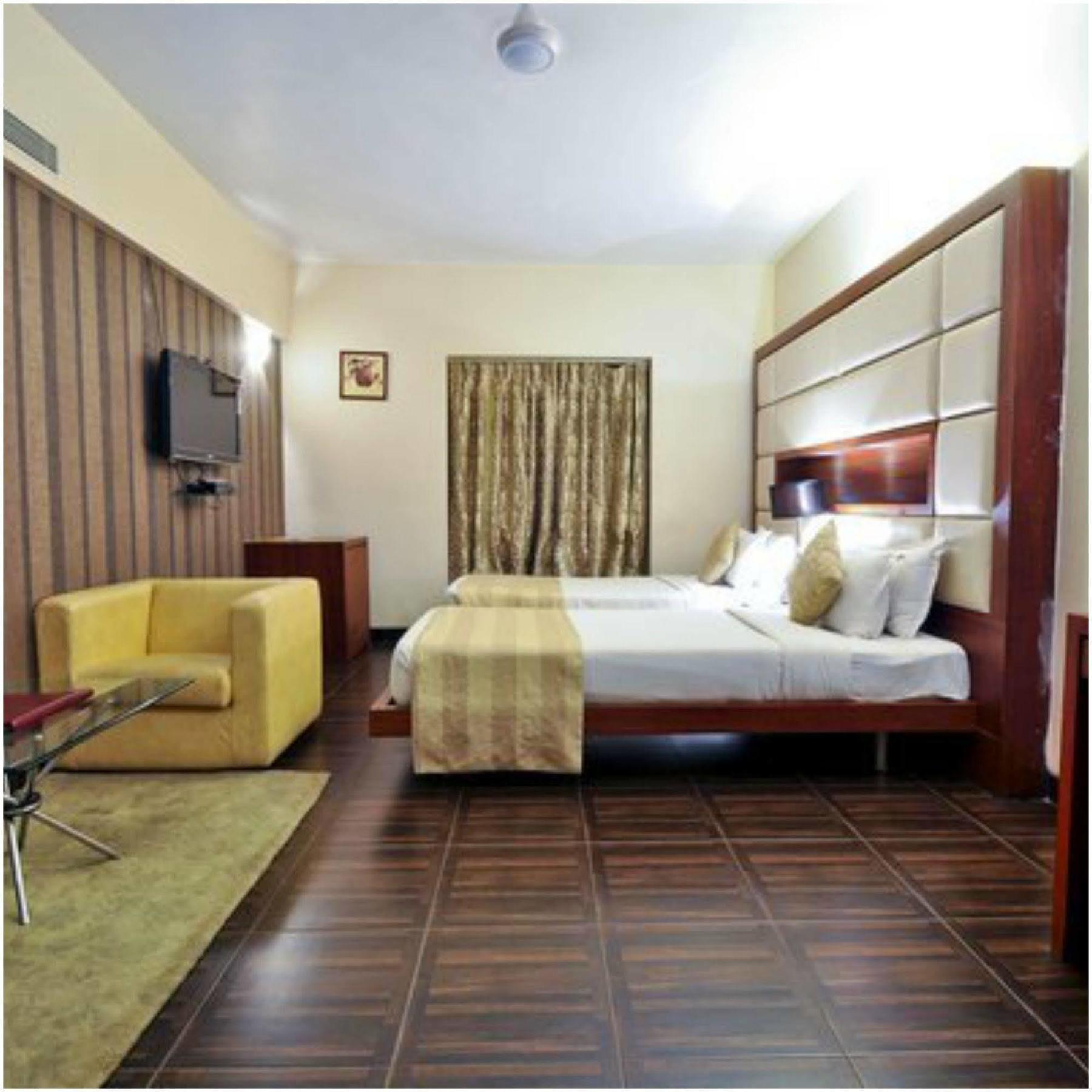 Kempton Hotel Kalküta Dış mekan fotoğraf
